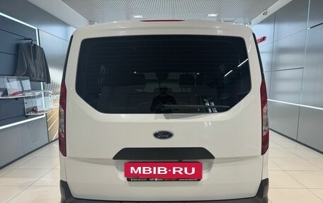 Ford Tourneo Connect II рестайлинг, 2020 год, 1 999 000 рублей, 5 фотография