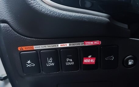 Mitsubishi Outlander III рестайлинг 3, 2019 год, 2 250 000 рублей, 14 фотография