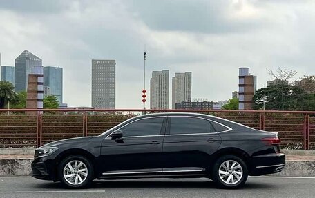 Volkswagen Passat B8 рестайлинг, 2022 год, 2 110 000 рублей, 3 фотография