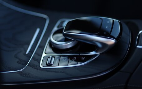Mercedes-Benz E-Класс, 2017 год, 4 700 000 рублей, 34 фотография