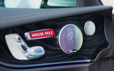 Mercedes-Benz E-Класс, 2017 год, 4 700 000 рублей, 28 фотография