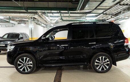 Toyota Land Cruiser 200, 2020 год, 10 000 000 рублей, 9 фотография