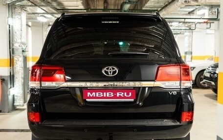 Toyota Land Cruiser 200, 2020 год, 10 000 000 рублей, 6 фотография