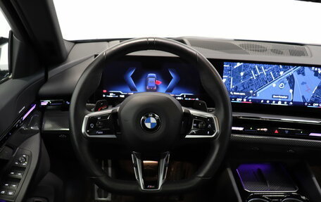 BMW 5 серия, 2023 год, 6 990 000 рублей, 12 фотография