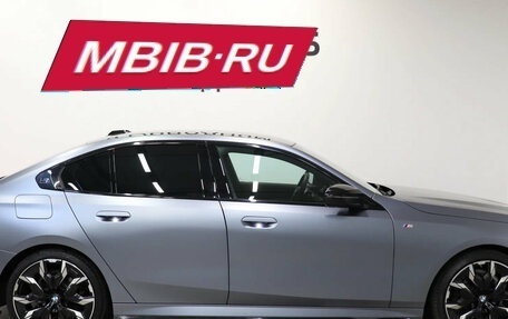 BMW 5 серия, 2023 год, 6 990 000 рублей, 6 фотография
