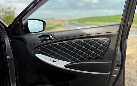 Hyundai Solaris II рестайлинг, 2011 год, 750 000 рублей, 11 фотография