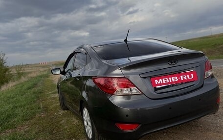 Hyundai Solaris II рестайлинг, 2011 год, 750 000 рублей, 6 фотография