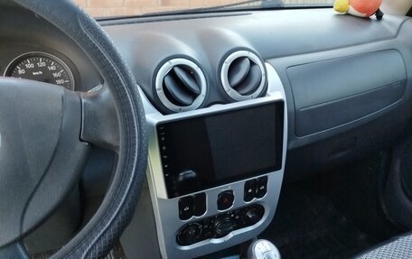 Renault Sandero I, 2013 год, 650 000 рублей, 4 фотография