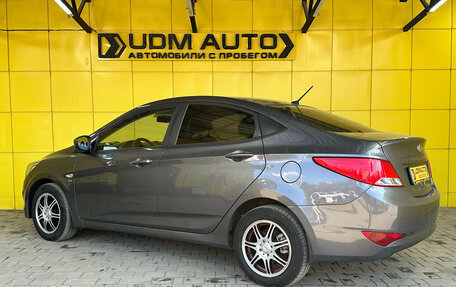 Hyundai Solaris II рестайлинг, 2015 год, 789 000 рублей, 11 фотография