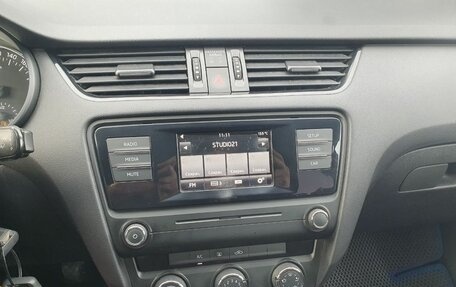 Skoda Octavia, 2015 год, 870 000 рублей, 15 фотография