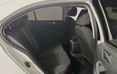 Volkswagen Jetta VI, 2016 год, 1 089 000 рублей, 20 фотография
