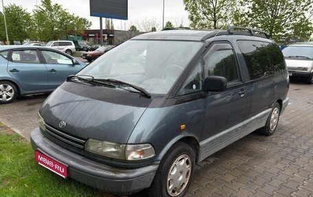 Toyota Previa II, 1992 год, 105 000 рублей, 1 фотография