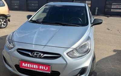 Hyundai Solaris II рестайлинг, 2011 год, 590 000 рублей, 1 фотография