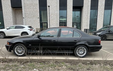 BMW 5 серия, 2001 год, 600 000 рублей, 3 фотография