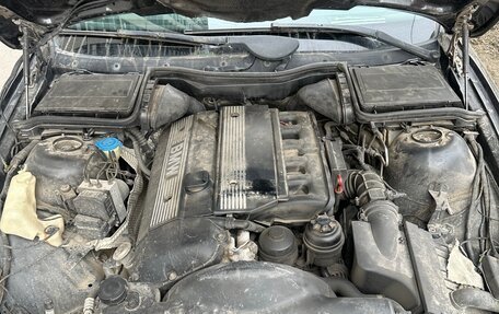 BMW 5 серия, 2001 год, 600 000 рублей, 12 фотография