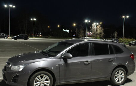 Chevrolet Cruze II, 2013 год, 800 000 рублей, 2 фотография