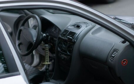 Mitsubishi Carisma I, 1998 год, 120 000 рублей, 5 фотография