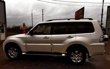Mitsubishi Pajero IV, 2015 год, 2 450 000 рублей, 5 фотография