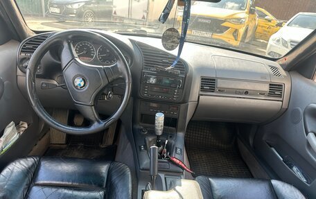 BMW 3 серия, 1997 год, 570 000 рублей, 16 фотография
