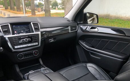 Mercedes-Benz GL-Класс, 2012 год, 2 990 000 рублей, 15 фотография