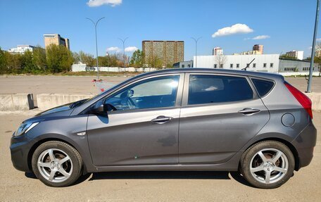 Hyundai Solaris II рестайлинг, 2013 год, 790 000 рублей, 3 фотография