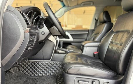 Toyota Land Cruiser 200, 2015 год, 4 700 000 рублей, 12 фотография