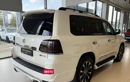 Toyota Land Cruiser 200, 2015 год, 4 700 000 рублей, 5 фотография