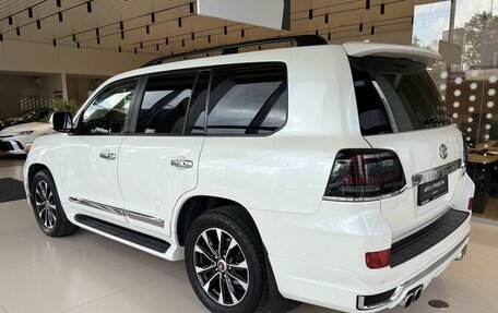 Toyota Land Cruiser 200, 2015 год, 4 700 000 рублей, 7 фотография