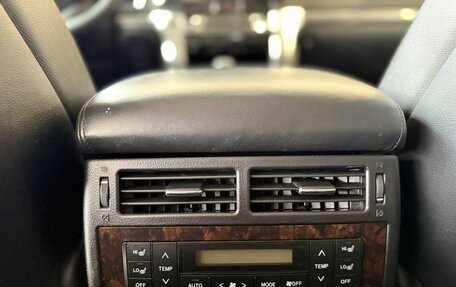 Toyota Land Cruiser 200, 2015 год, 4 700 000 рублей, 28 фотография