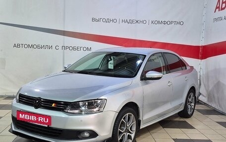 Volkswagen Jetta VI, 2011 год, 770 000 рублей, 3 фотография