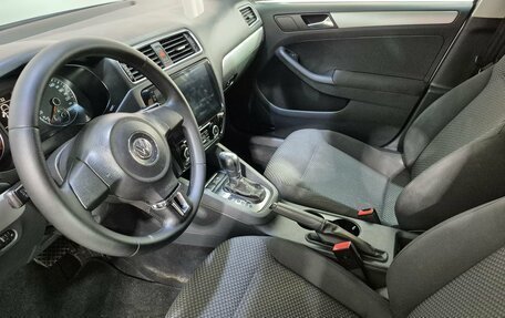 Volkswagen Jetta VI, 2011 год, 770 000 рублей, 14 фотография