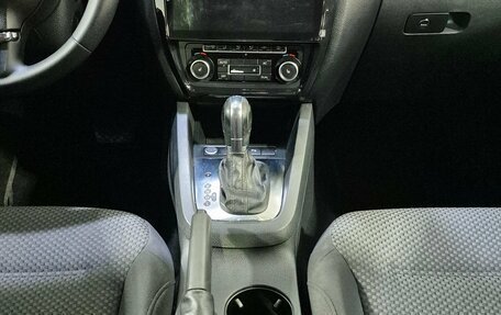 Volkswagen Jetta VI, 2011 год, 770 000 рублей, 13 фотография