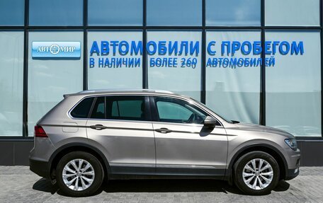 Volkswagen Tiguan II, 2017 год, 2 430 000 рублей, 6 фотография