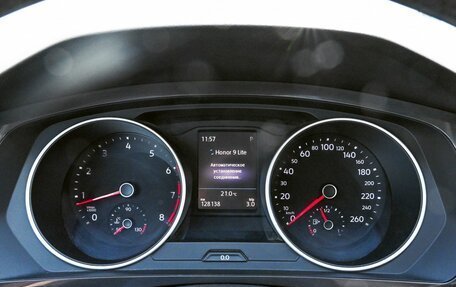 Volkswagen Tiguan II, 2017 год, 2 430 000 рублей, 11 фотография