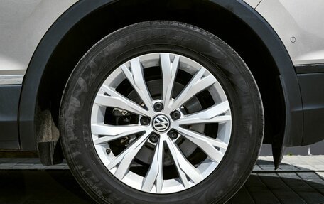 Volkswagen Tiguan II, 2017 год, 2 430 000 рублей, 21 фотография