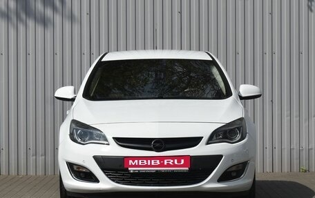 Opel Astra J, 2014 год, 749 000 рублей, 2 фотография
