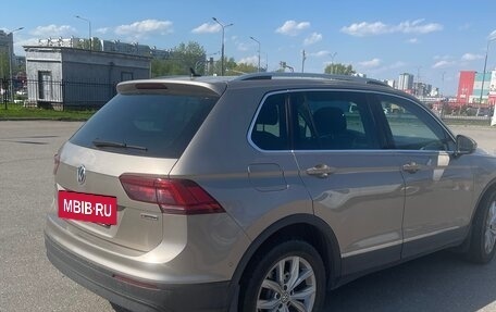 Volkswagen Tiguan II, 2020 год, 2 390 000 рублей, 9 фотография