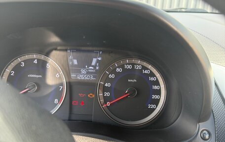 Hyundai Solaris II рестайлинг, 2011 год, 590 000 рублей, 6 фотография