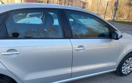 Volkswagen Polo VI (EU Market), 2015 год, 600 000 рублей, 6 фотография