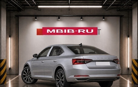 Skoda Superb III рестайлинг, 2026 год, 2 640 000 рублей, 4 фотография