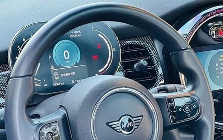 MINI Clubman, 2022 год, 2 410 000 рублей, 11 фотография