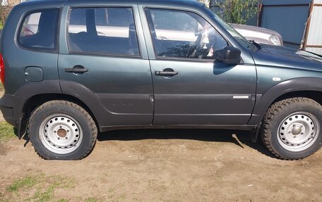 Chevrolet Niva I рестайлинг, 2012 год, 560 000 рублей, 4 фотография