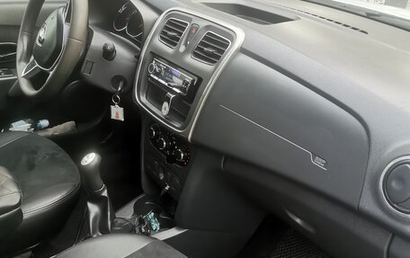 Renault Logan II, 2019 год, 550 000 рублей, 5 фотография