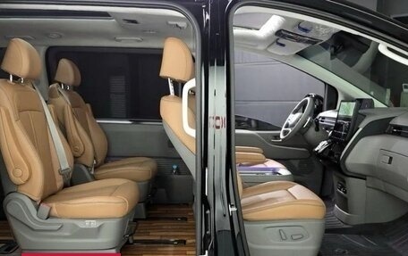 Hyundai Staria, 2026 год, 6 990 000 рублей, 14 фотография