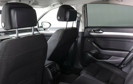 Volkswagen Passat B8 рестайлинг, 2016 год, 1 679 000 рублей, 12 фотография