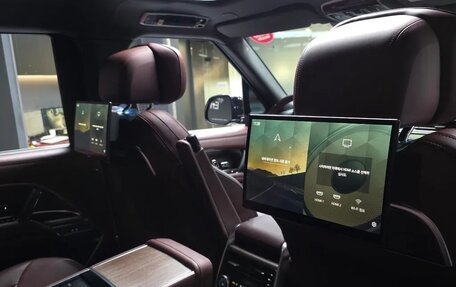 Land Rover Range Rover IV рестайлинг, 2023 год, 14 990 000 рублей, 19 фотография
