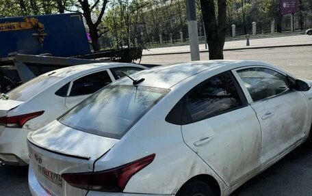 Hyundai Solaris II рестайлинг, 2017 год, 420 000 рублей, 4 фотография
