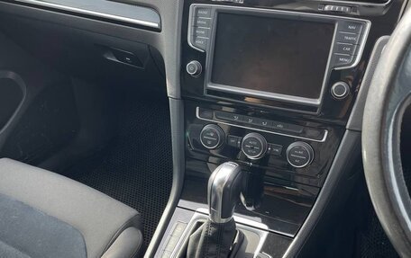 Volkswagen Golf VII, 2013 год, 1 200 000 рублей, 24 фотография