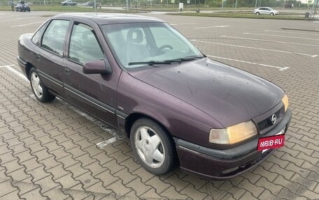 Opel Vectra A, 1989 год, 150 000 рублей, 3 фотография