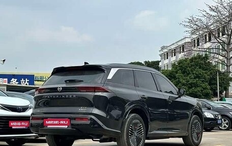 Nissan Pathfinder, 2024 год, 4 901 000 рублей, 3 фотография